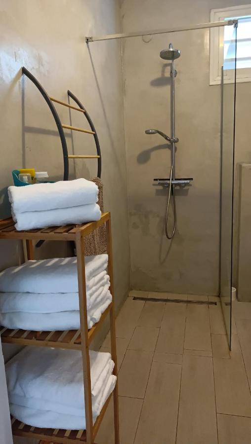 T2 Jardin Clos Les Nids De La Colline Saint-Francois  Ngoại thất bức ảnh